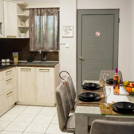 Stellar Island Home-kos *